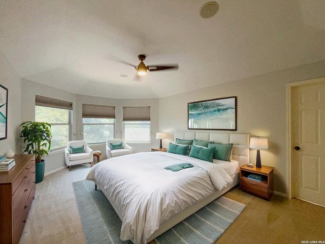 8708 Laurel Canyon, Universal City, TX 78148