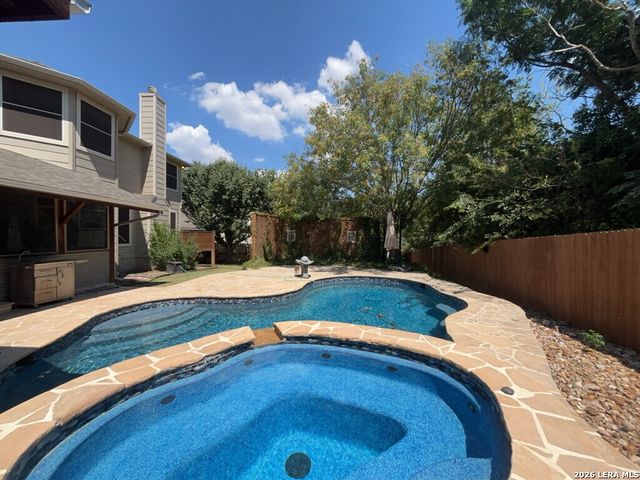 8708 Laurel Canyon, Universal City, TX 78148