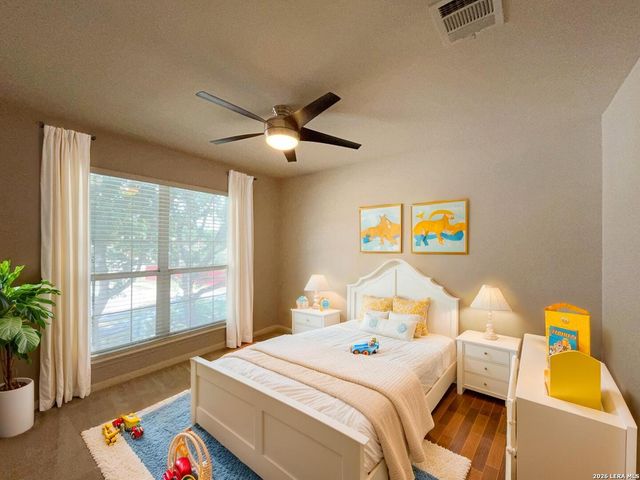8708 Laurel Canyon, Universal City, TX 78148