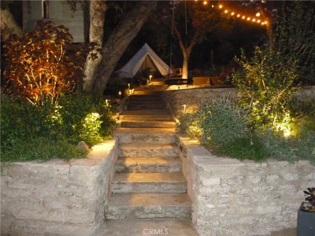 1094 Acanto Place, Bel Air, CA 90049