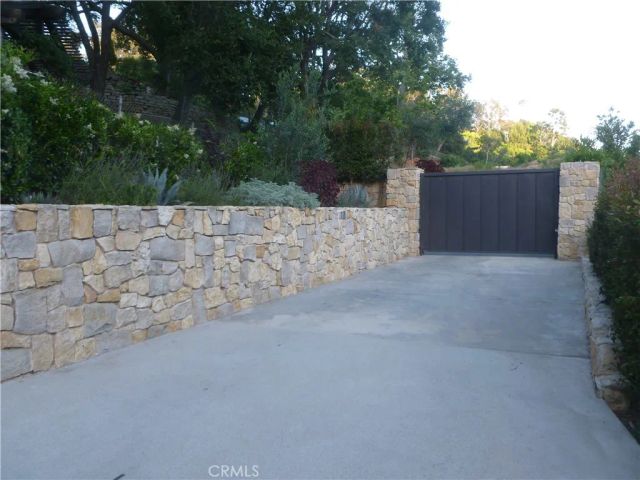 1094 Acanto Place, Bel Air, CA 90049