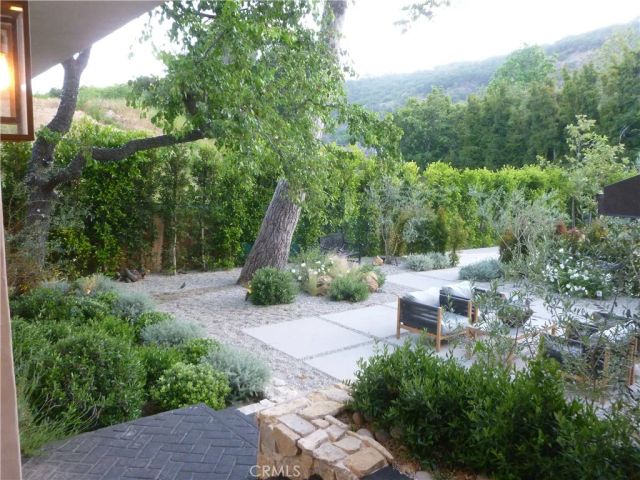 1094 Acanto Place, Bel Air, CA 90049