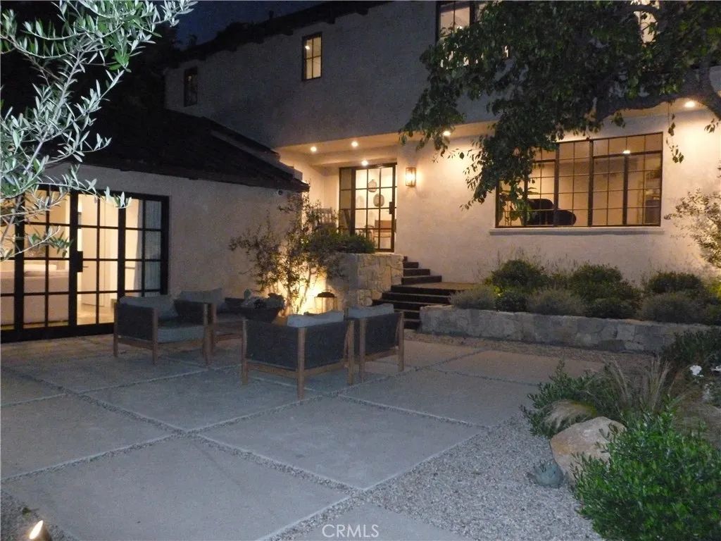 1094 Acanto Place, Bel Air, CA 90049