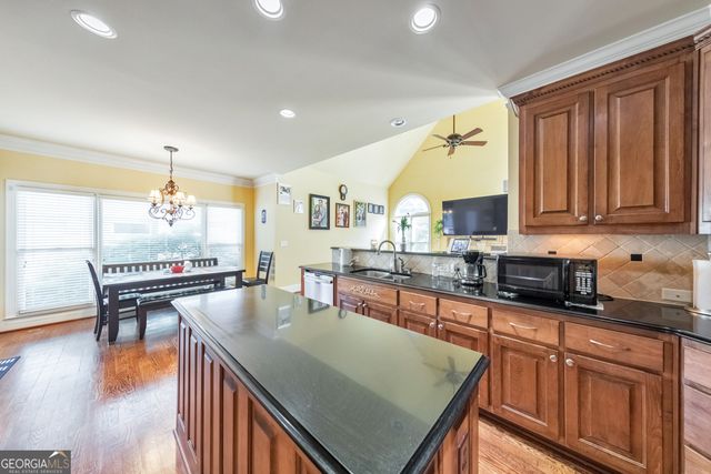 930 Old Tucker Road, Stone Mountain, GA 30087
