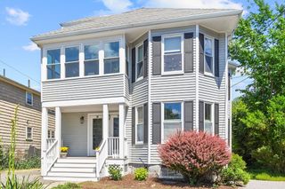 50-52 Beechwood Ave 2, Watertown, MA 02472