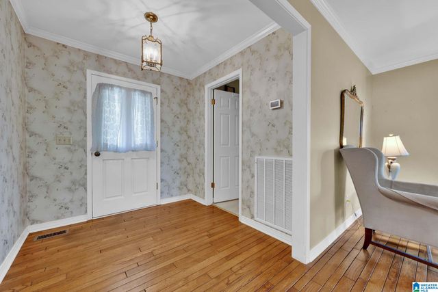 1502 BETH STREET NW, Cullman, AL 35057
