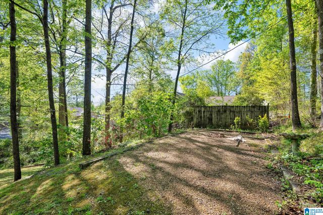 1502 BETH STREET NW, Cullman, AL 35057