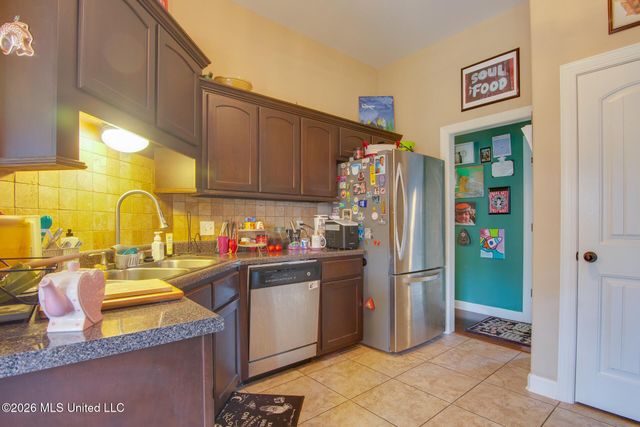 5870 Antler Trail, Southaven, MS 38672