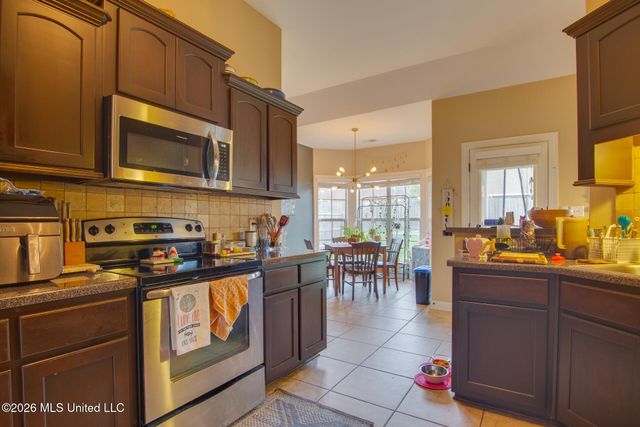 5870 Antler Trail, Southaven, MS 38672