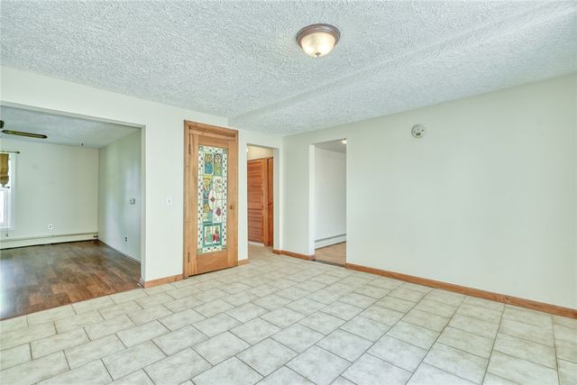 27 Martin Street, Webster, NY 14580