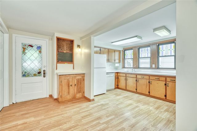 27 Martin Street, Webster, NY 14580