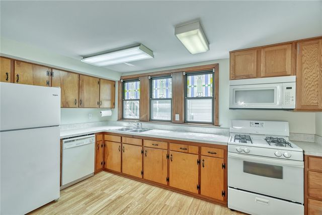 27 Martin Street, Webster, NY 14580
