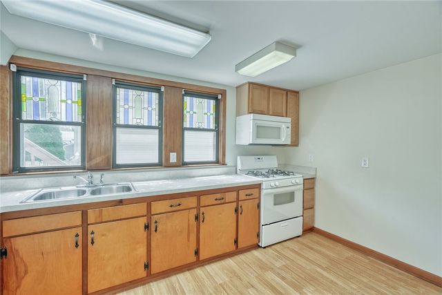 27 Martin Street, Webster, NY 14580