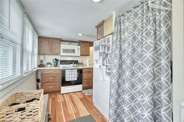 27 Martin Street, Webster, NY 14580