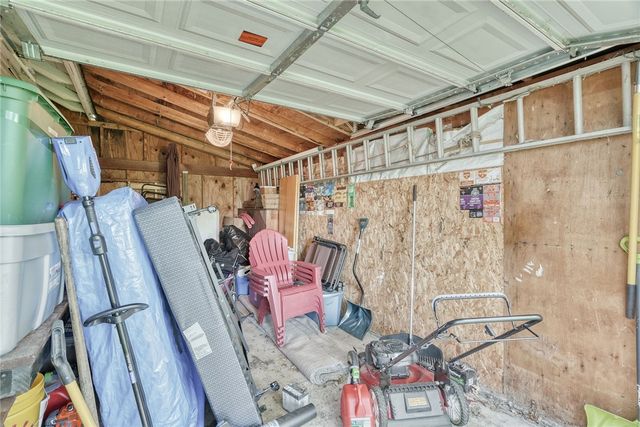 27 Martin Street, Webster, NY 14580