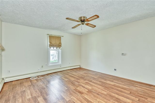 27 Martin Street, Webster, NY 14580