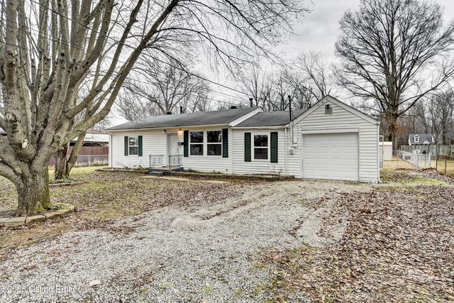 4511 Rose Farm Dr, Louisville, KY 40258