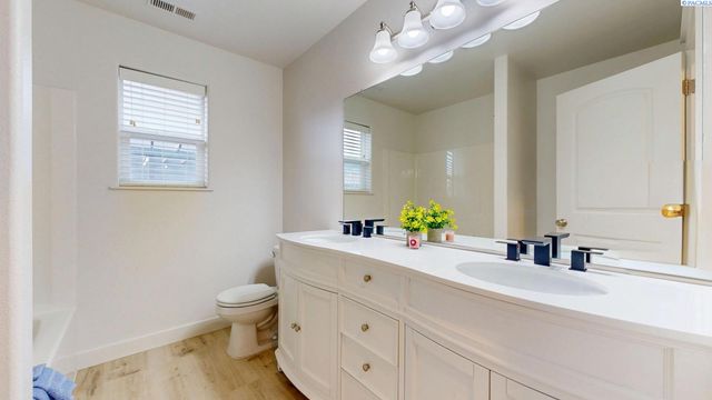 4816 Bilbao Drive, Pasco, WA 99301