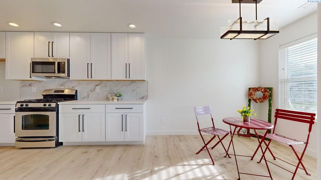 4816 Bilbao Drive, Pasco, WA 99301