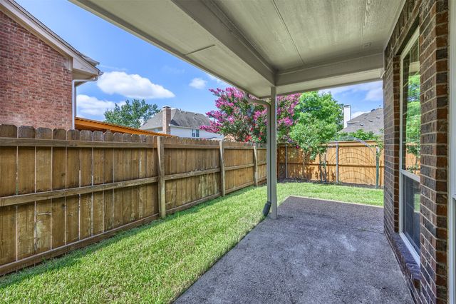 9446 Abbey Road, Irving, TX 75063