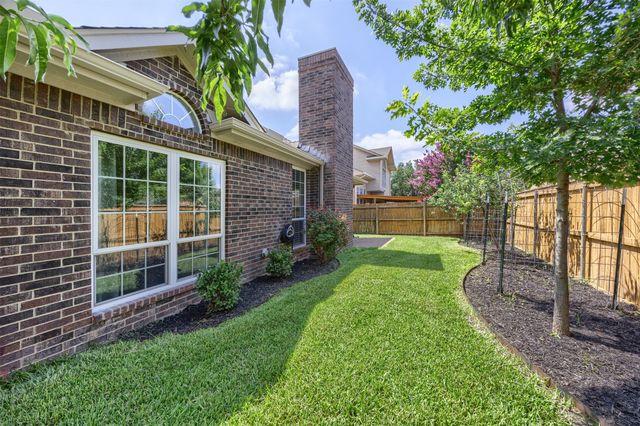 9446 Abbey Road, Irving, TX 75063