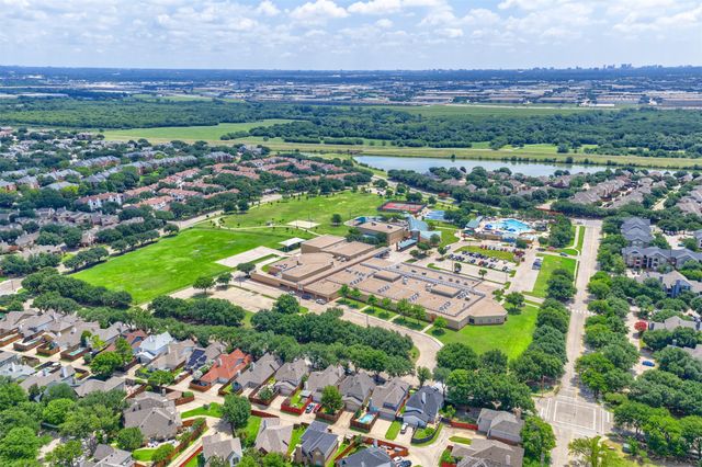 9446 Abbey Road, Irving, TX 75063