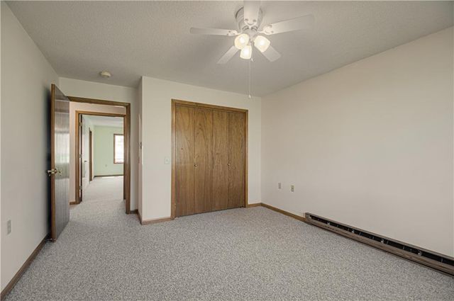 8220 E 190th Street, Belton, MO 64012