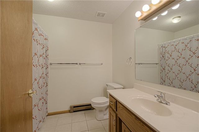 8220 E 190th Street, Belton, MO 64012