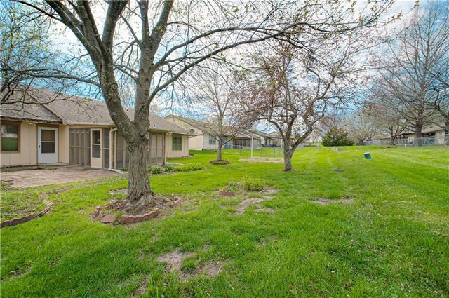8220 E 190th Street, Belton, MO 64012
