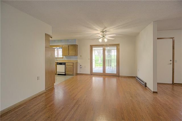 8220 E 190th Street, Belton, MO 64012