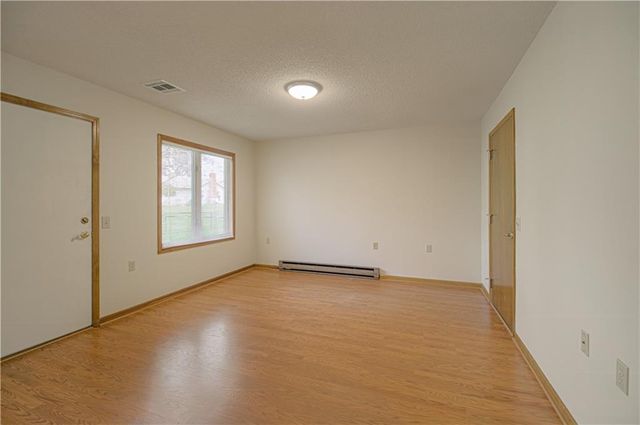 8220 E 190th Street, Belton, MO 64012