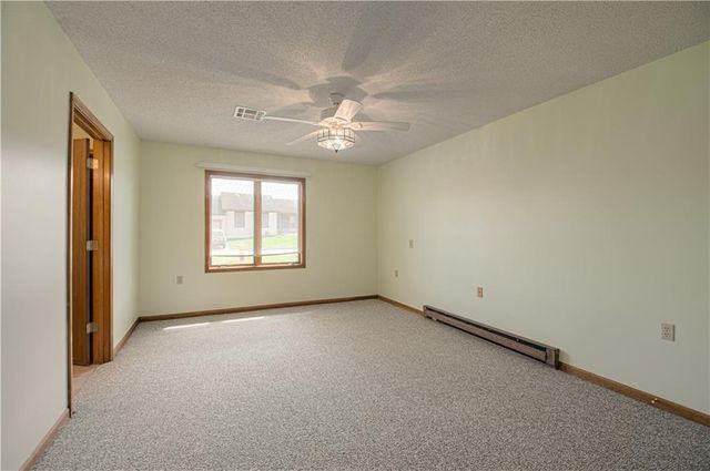 8220 E 190th Street, Belton, MO 64012
