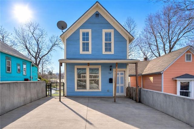 937 Riverview Avenue, Kansas City, KS 66101