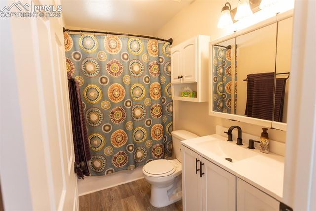 2205 N Chestnut Street, Colorado Springs, CO 80907