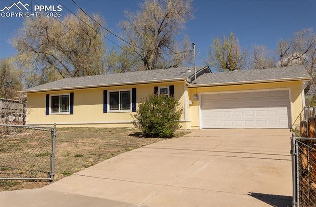 2205 N Chestnut Street, Colorado Springs, CO 80907