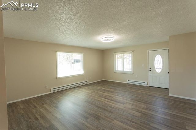 2205 N Chestnut Street, Colorado Springs, CO 80907