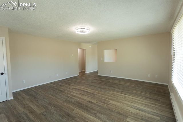 2205 N Chestnut Street, Colorado Springs, CO 80907