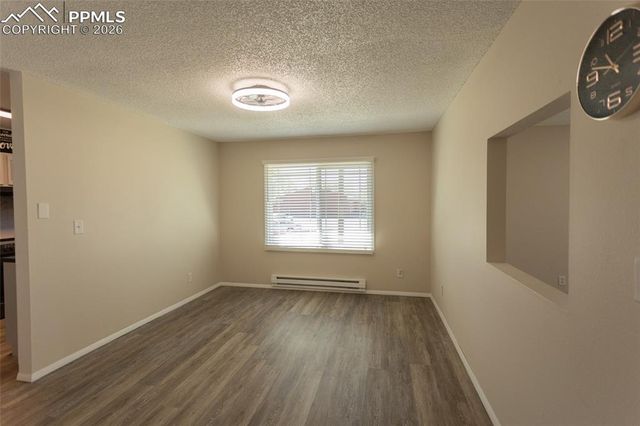 2205 N Chestnut Street, Colorado Springs, CO 80907