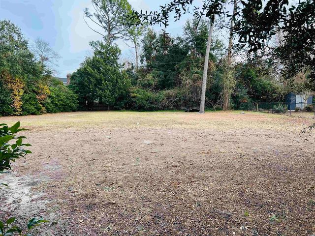 5908 Country Club Dr., Myrtle Beach, SC 29577