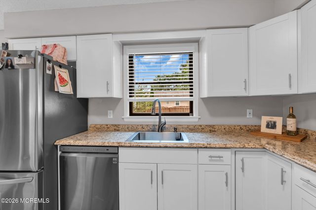 1207 Sylvania Avenue, Forked River, NJ 08731