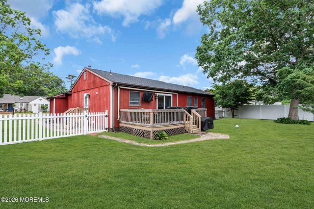 1207 Sylvania Avenue, Forked River, NJ 08731