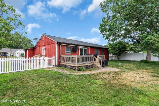 1207 Sylvania Avenue, Forked River, NJ 08731