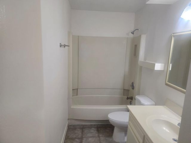 10622 Beckfield Drive, Houston, TX 77099