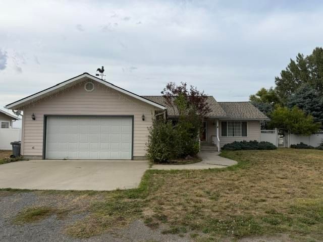 223 E Evergreen Dr, Kettle Falls, WA 99141 property photo