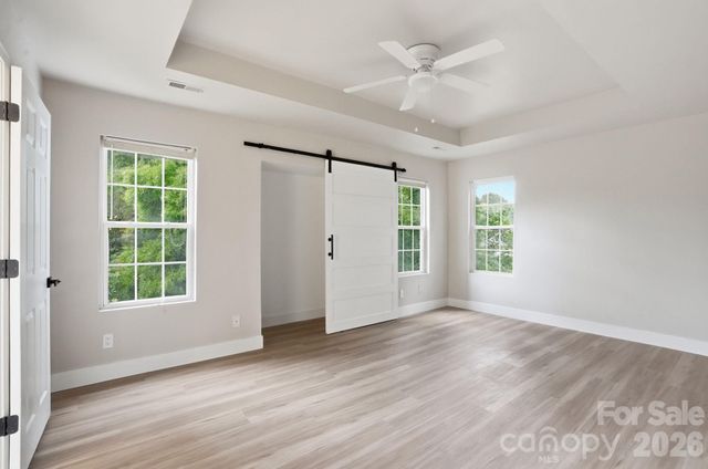 5846 Hanna Court, Charlotte, NC 28212