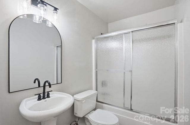 5846 Hanna Court, Charlotte, NC 28212