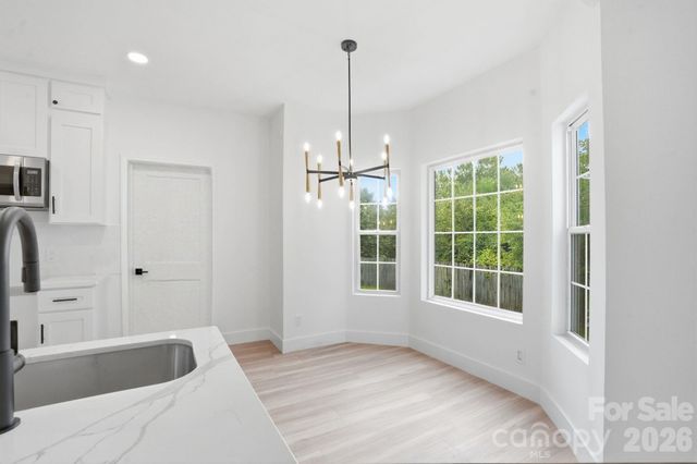 5846 Hanna Court, Charlotte, NC 28212