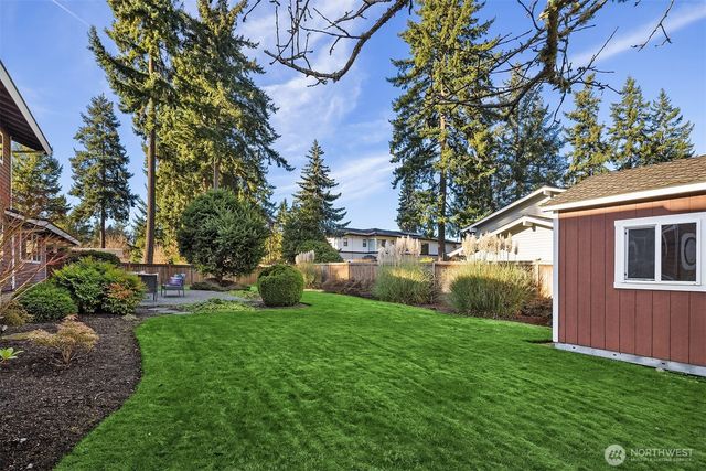 12042 SE 52nd Street, Bellevue, WA 98006