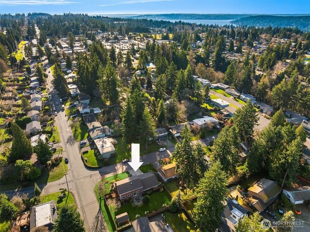 12042 SE 52nd Street, Bellevue, WA 98006