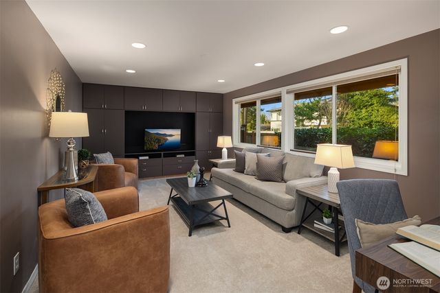 12042 SE 52nd Street, Bellevue, WA 98006